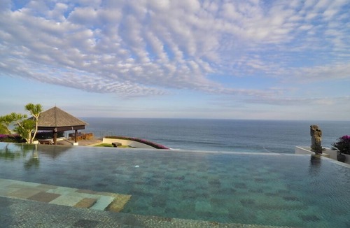 Ungasan Villa | Panoramic Clifftop Luxury 6BR Villa, Uluwatu - W/Beach Access!