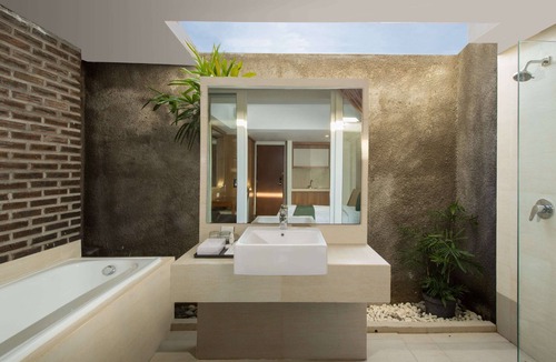 Batubelig Hotel | Paragon Hotel Seminyak