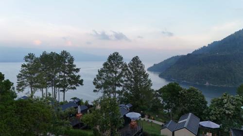 Ambarita Hotel | Patra Parapat Hotel