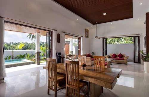 Tegallalang House | Peaceful Family 4 Bedrooms Private Pool Villa with Jungle View