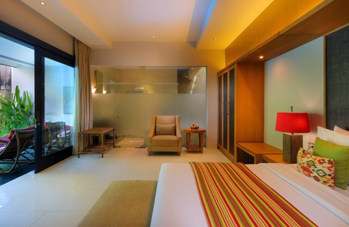Nakula Villa | Perfect Location 5 Min to Seminyak Beach- 2 BR and Private Pool