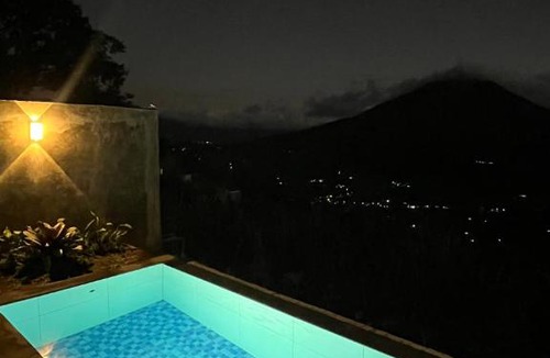 Songan Hotel | Pinggan Infinity - Private Pool Villa in Kintamani