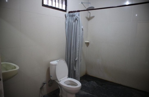 Batu Bolong House | Pondok Damai Canggu