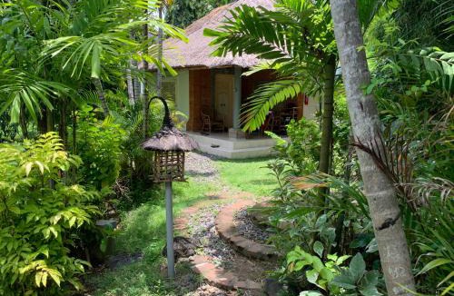Downtown Kuta Cabin | Poppies Cottages on Two
