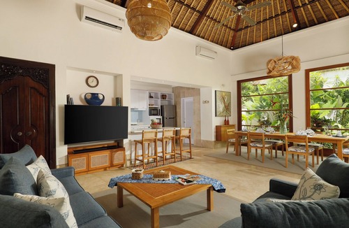 Jimbaran Bay Villa | Private 3-bedroom villa near Jimbaran Beach