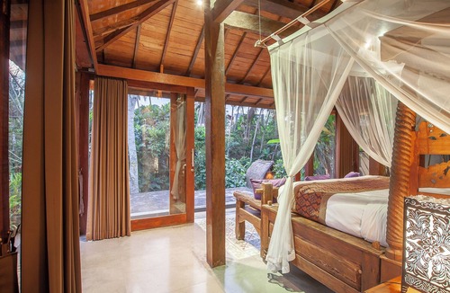 Kutuh Kaja Villa | private 4-bedroom villa with Infinity pool in peaceful Ubud