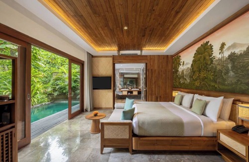 Ubud Resort | Private Heated Pool Villa with Jungle Views, Sun Deck & Tropical Serenity