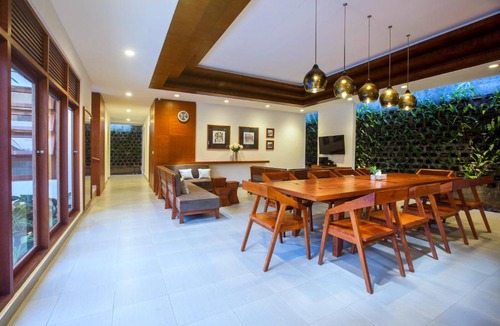 Kartika Plaza Hostel | Pudak Sari Unizou Hostel