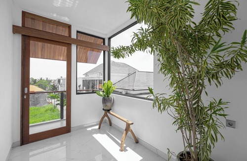 Munggu Villa | Quiet 3BR Villa with Ricefield View and Private Pool, 5 Mins to beach