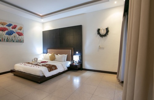 Dewi Sri Villa | Racca Villa 1 Bedroom in border line Seminyak , Legian