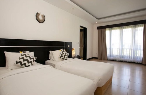 Dewi Sri Villa | Racca Villa 2 Bedroom in border line Seminyak , Legian