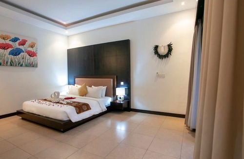 Dewi Sri Villa | Racca Villa 2 Bedroom in border line Seminyak , Legian