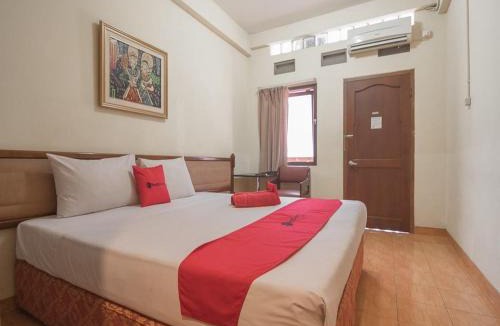 Turangga House | RedDoorz @ Buah Batu 3
