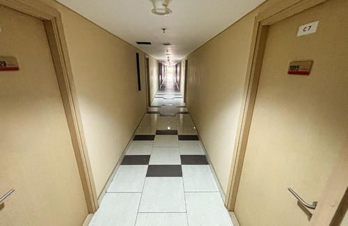 Tangerang Apartment | RedDoorz near Batuceper Station