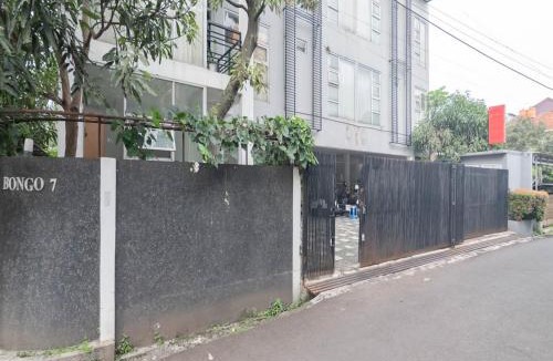 Turangga Hotel | RedDoorz near Trans Studio Mall Bongo Residence
