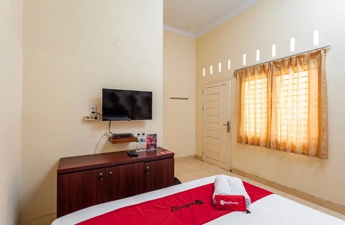 Medan House | RedDoorz Syariah @ Jalan Letda Sujono Tembung