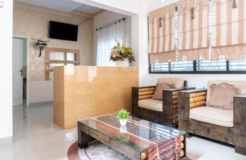 Medan House | RedDoorz Syariah near Stadion Teladan Medan