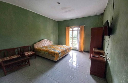 Cilimus Hotel | Rehat at Linggarjati - Kuningan