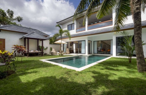 Drupadi Villa | Rent a Luxury Villa in Bali Close to the Beach, Bali Villa 2057