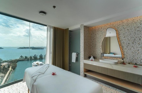 Tanjung Uncang Resort | Riahi Villas by Swiss-Belhotel, Nirup Island