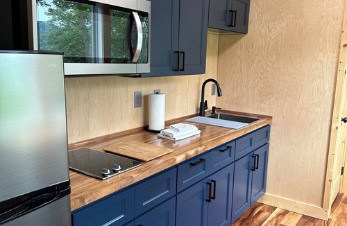 Stanton Cabin | Romantic RRG Cabin Private Hot Tub Amazing Views Near Natural Bridge