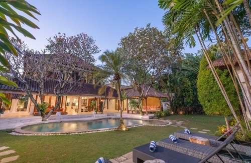 Central Seminyak Villa | Seminyak Estate (9 Beds), Great Value!