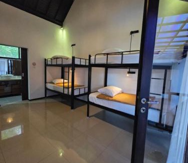 Bukit Hostel | Serenity Nirvana Palace- Women Boho Dorm 16 mins from Airport