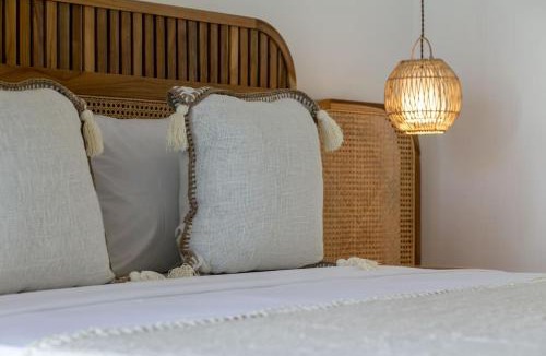 Sunset Road Villa | Simple & Magical Villas PRAYA