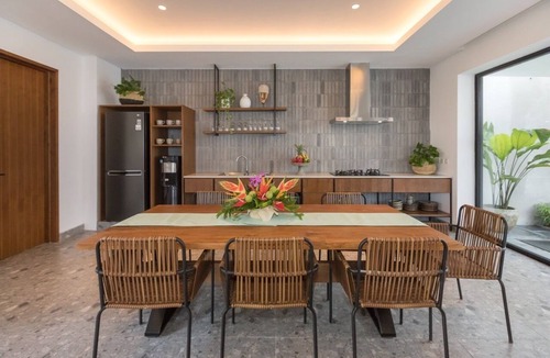 Babakan Villa | Spacious, 6 Bedroom Family Villa in Canggu