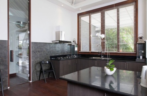 Padonan Villa | Spacious, Luxury 7BR Villa, Canggu - Near Splash Waterpark!