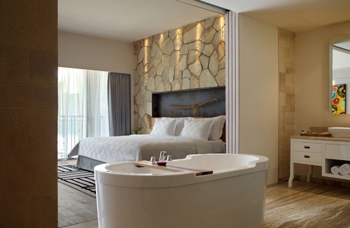Legian Hotel | Spacious Modern Suite with Free Minibar Items (T Sand Suite35)