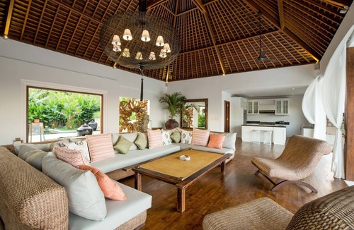 Umalas Villa | Stunning Exotic 6 Bedroom Villa, Umalas