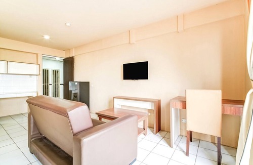 Bekasi House | Stylish DBL Retreat W/Free WiFi Parking and Pool