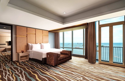 Makassar Hotel | Swiss-Belhotel Waterfront Makassar