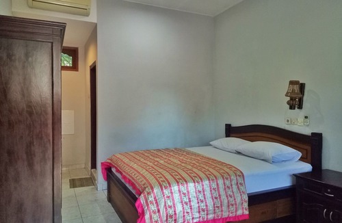 Downtown Kuta Hotel | Taman Mekar Beach Inn