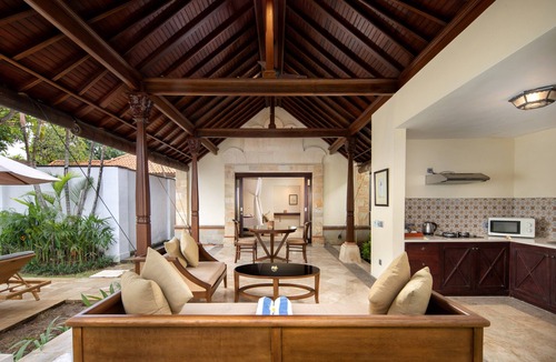 Laksmana Villa | The Club Villas