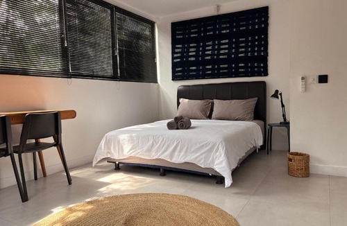 Drupadi Apartment | The Drupadi Apartments Studio Gordy