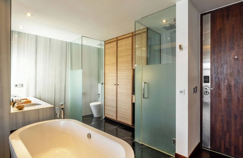 Petitenget Hotel | The Isvara By Cove