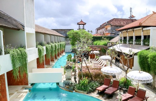 Legian City-Centre Hotel | The Lagoon Bali Pool Hotel and Suites