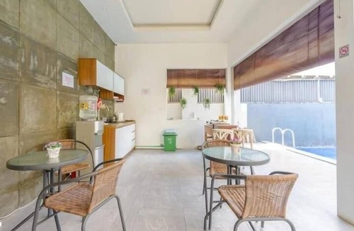 Sunset Road House | The Tanjung Bidadari