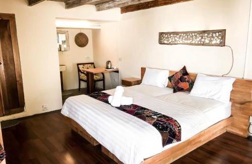 Mumbul Bed & Breakfast | The Tree House