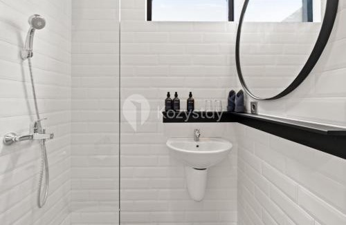 Bukit Apartment | Tivara Villa by Kozystay - Jimbaran