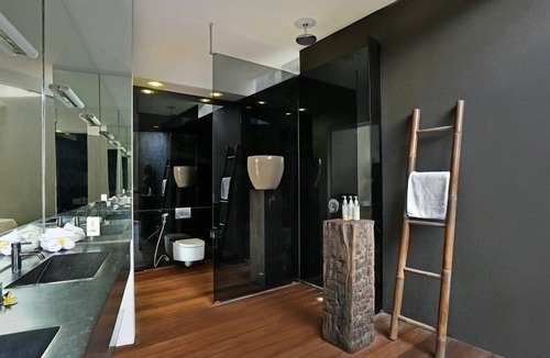 Babakan Villa | Toraja, Luxury 4 Bedroom Villa, Feature Garden, Canggu