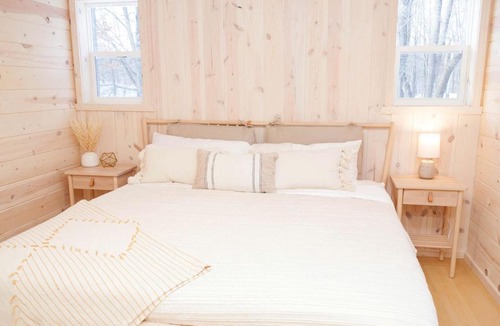 Crosby House | Tranquil Cabin Escape with Private Sauna & canoe Fun in Mission Township, Minnesota