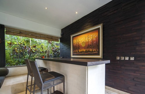 Sukawati Villa | Trekvogels Villa 9 minutes to Art Market