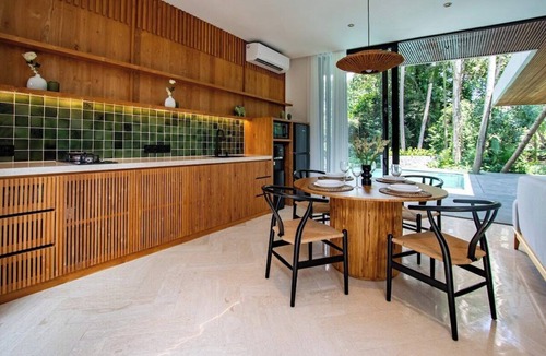 Melayang House | Tropical 3BR Hideaway with Huge Pool, PARQ Access
