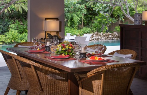 Petitenget Villa | Tropical Ambience 3BR Villa In Seminyak! 8Min Walk To Eat Street! W/Swim Pool!