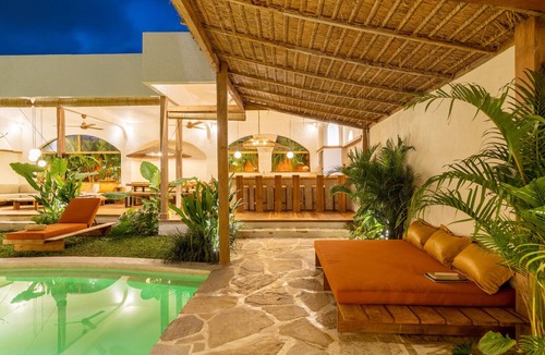 Umalas Villa | Tropical Garden Private Pool Near the Beach
