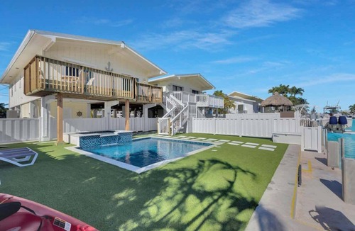 Key Colony Beach House | Tropical Therapy