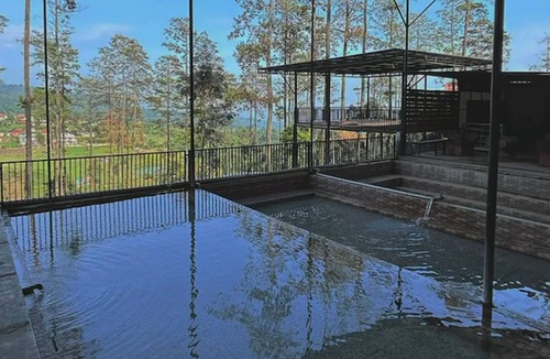 Pacet Resort | TwoSpaces Living at Welirang Resort Syariah